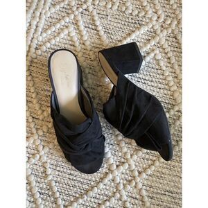 Seychelles‎ size 8.5